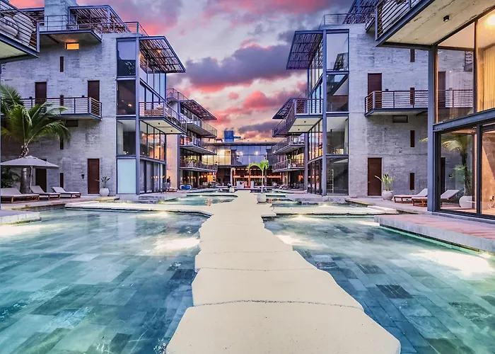 Waterworld 1br Cenote Rooftop Pools Gym *
