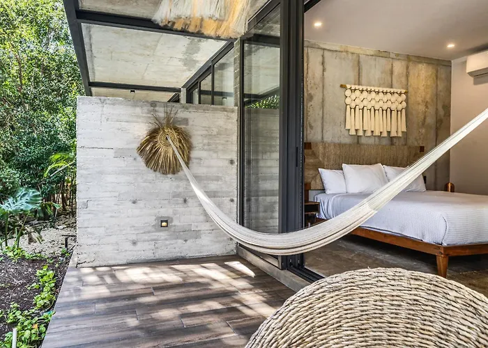 Waterworld 1br Cenote Rooftop Pools Gym Tulum